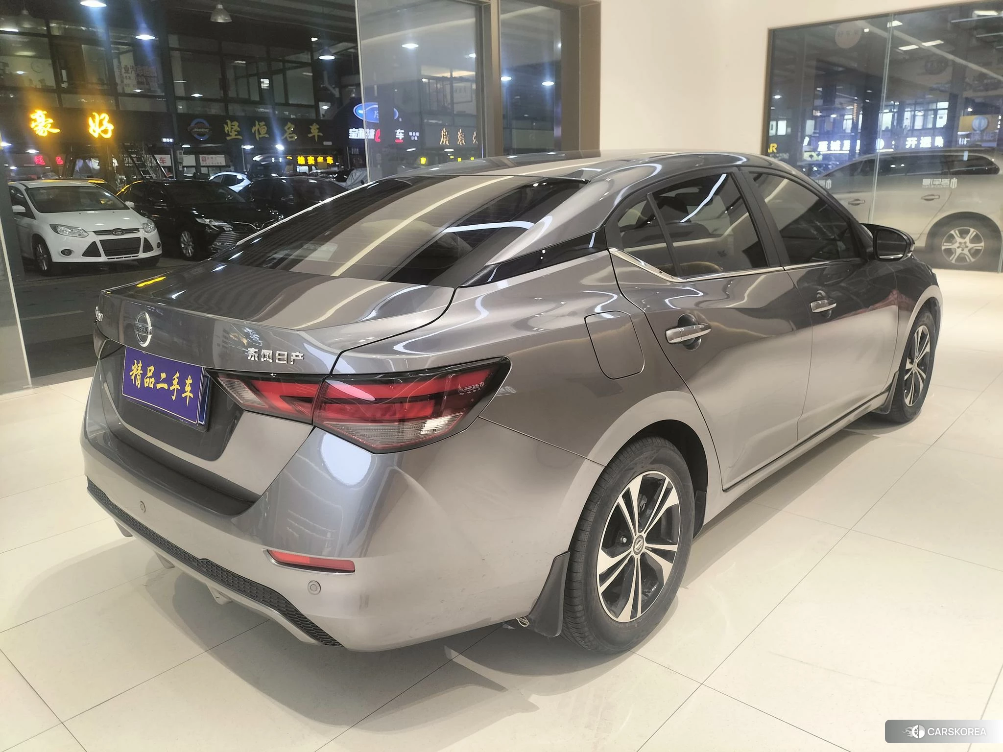 Nissan Sylphy 2021 Темно-серый из Китая, фото 4