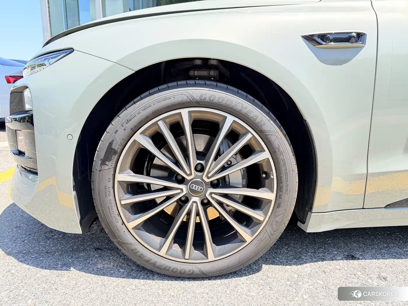 Audi A6L 2026 Зеленый из Китая, фото 4
