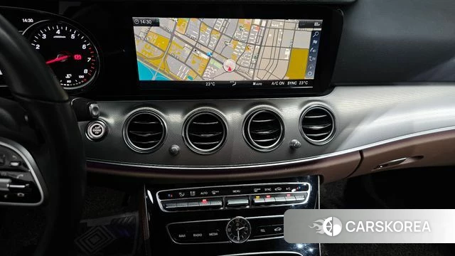 Mercedes-Benz E-Class W213 2019 Белый из Кореи, фото 4