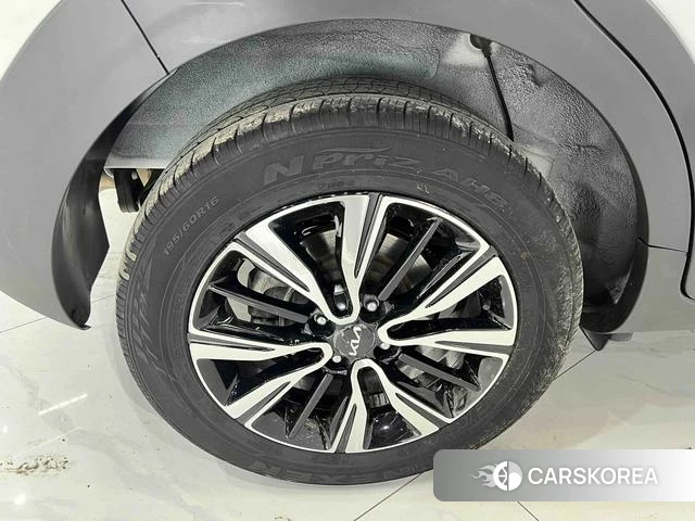 Kia KX1 2023 Белый из Китая, фото 4