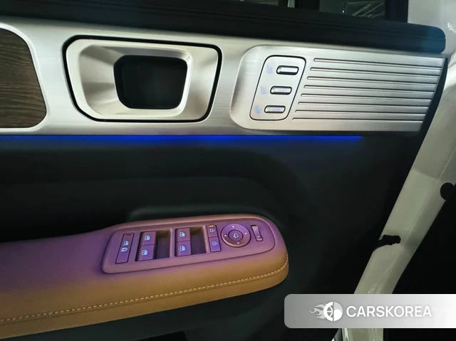 Hyundai Santa Fe (MX5) 2023 Белый из Кореи, фото 4