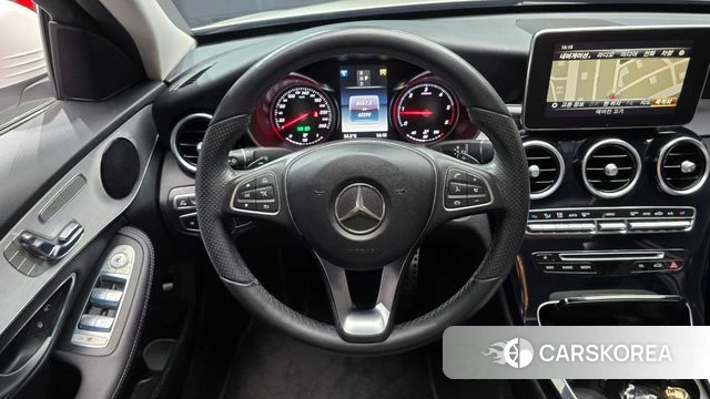Mercedes-Benz C-Class W205 2018 Белый из Кореи, фото 4