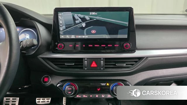 Kia The New K3 2nd generation 2024 Белый из Кореи, фото 4