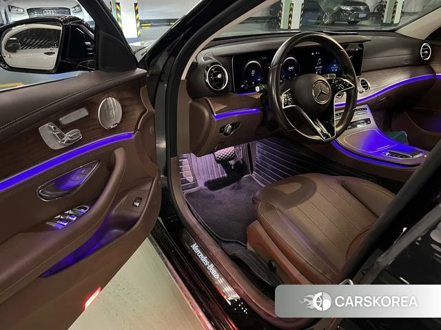 Mercedes-Benz E-Class 2021 Черный из Китая, фото 4