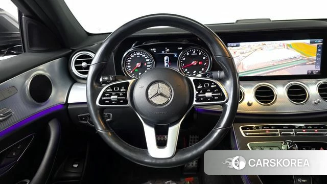 Mercedes-Benz E-Class W213 2020 Серебристо-серый из Кореи, фото 4