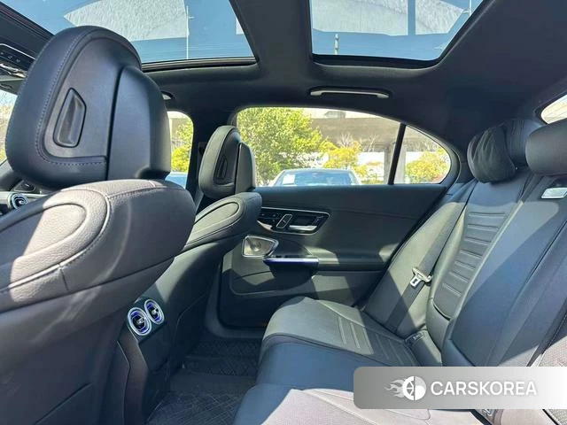 Mercedes-Benz C-class 2024 Белый из Китая, фото 4