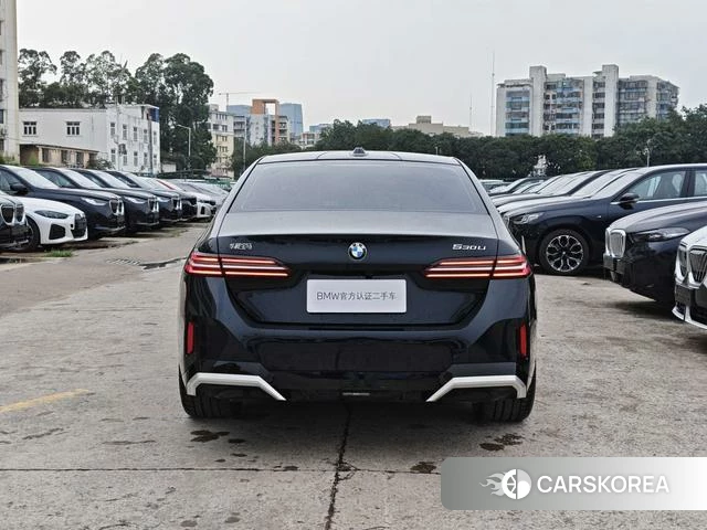 BMW 5 series 2025 Черный из Китая, фото 4