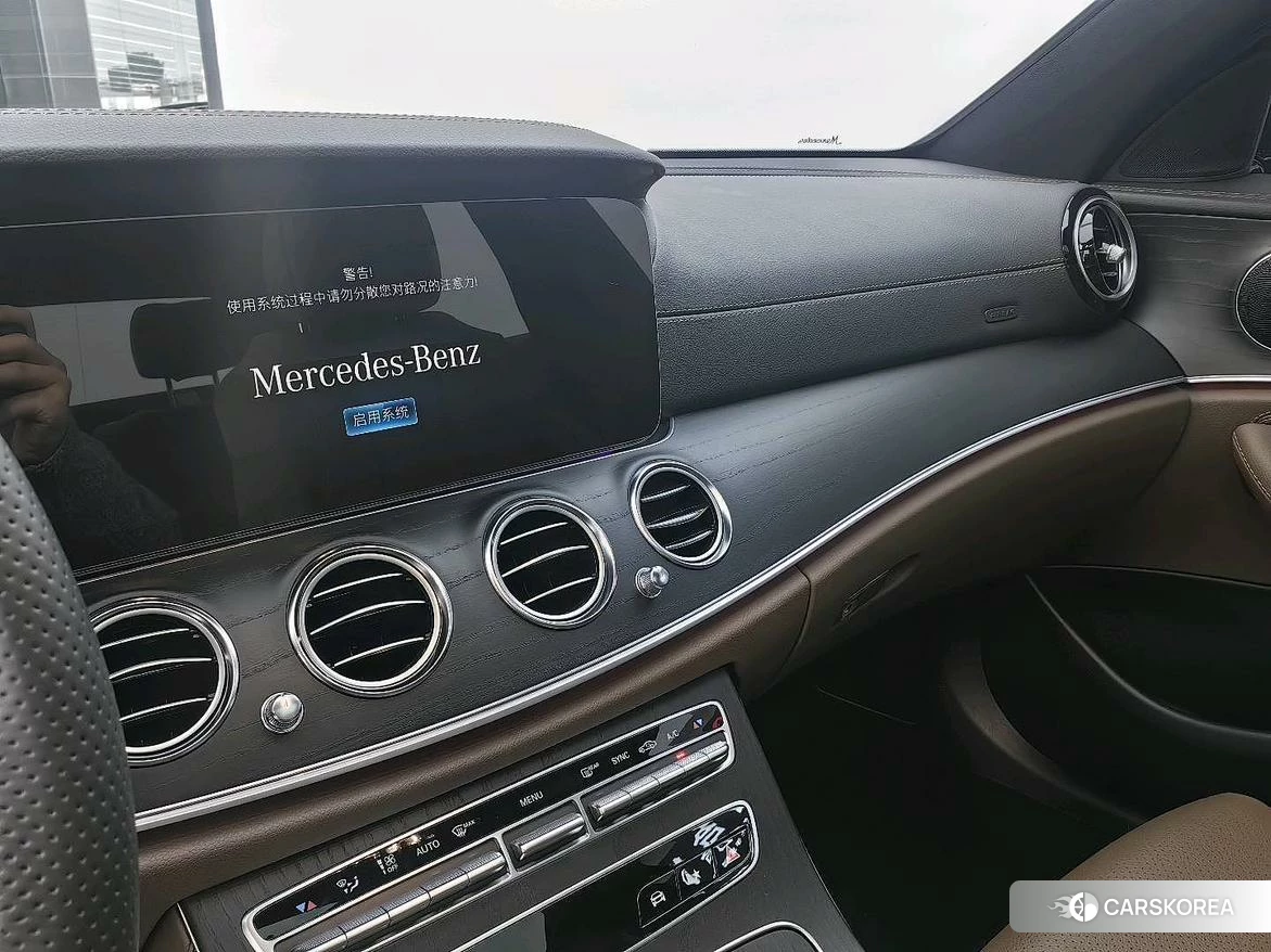 Mercedes-Benz E-Class 2021 Черный из Китая, фото 4