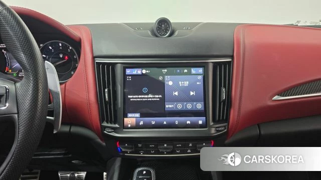 Maserati Levante 2022 Серый из Кореи, фото 4