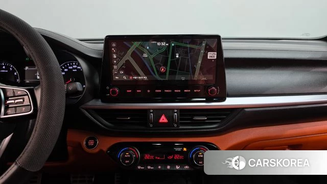 Kia The New K3 2nd generation 2022 Белый из Кореи, фото 4