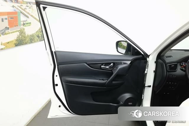 Nissan X-Trail 2021 Белый из Китая, фото 4