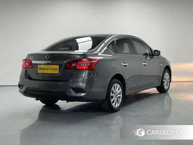 Nissan Sylphy 2021 Темно-серый из Китая, фото 4
