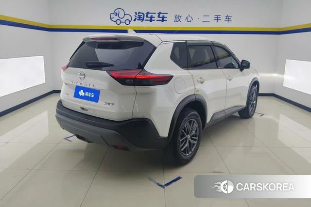 Nissan X-Trail 2022 Белый из Китая, фото 4