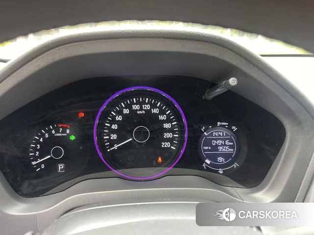 Honda Vezel 2021 Белый из Китая, фото 4