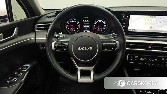 Kia K5 3rd generation 2023 Белый из Кореи, фото 4