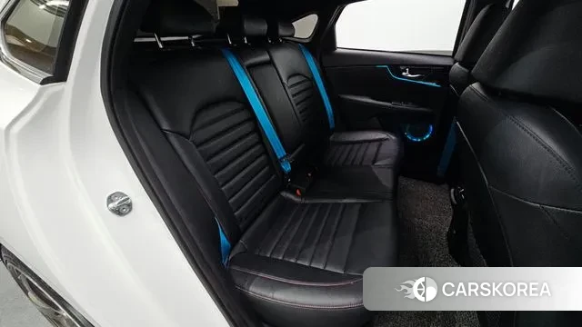 Kia The New K3 2nd generation 2021 Белый из Кореи, фото 4
