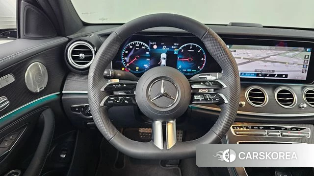 Mercedes-Benz E-Class W213 2023 Белый из Кореи, фото 4