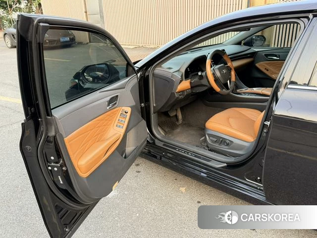 Toyota Avalon 2021 Черный из Китая, фото 4