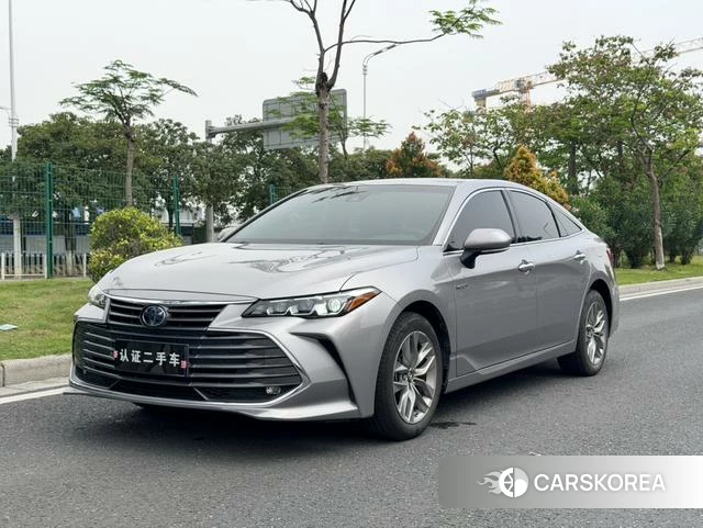 Toyota Avalon 2021 Серебристо-серый из Китая, фото 4