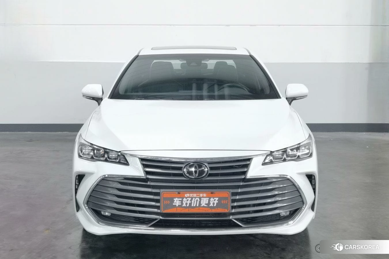 Toyota Avalon 2019 Белый из Китая, фото 4
