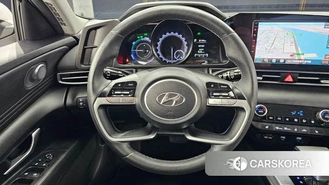 Hyundai Avante Hybrid (CN7) 2023 Белый из Кореи, фото 4