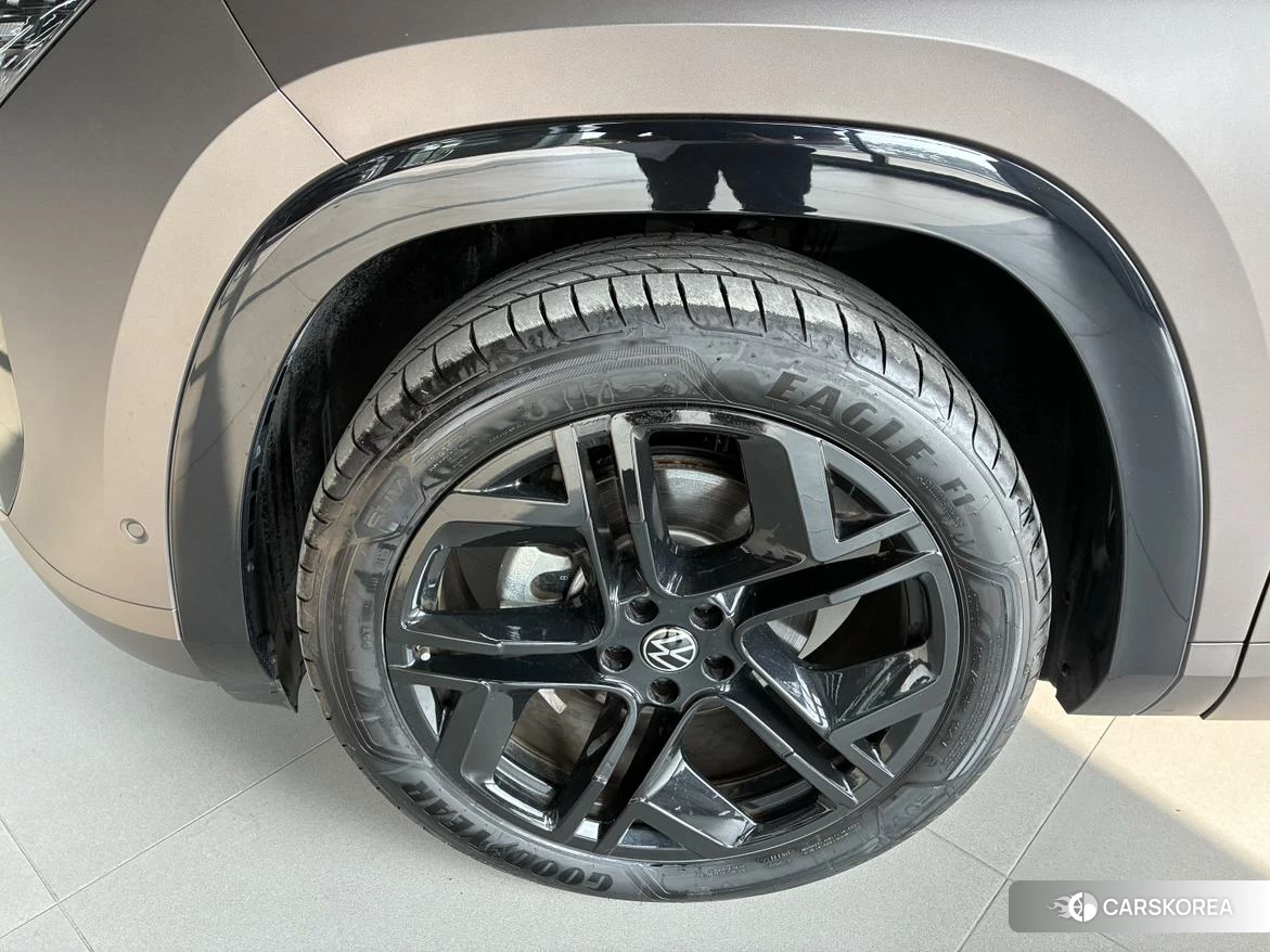 Volkswagen Teramont 2025 Коричневый из Китая, фото 4