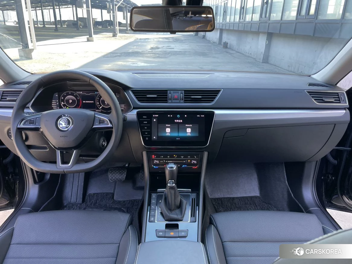 Skoda Superb 2023 Черный из Китая, фото 4