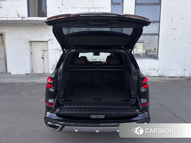 BMW X5 2025 Черный из Китая, фото 4