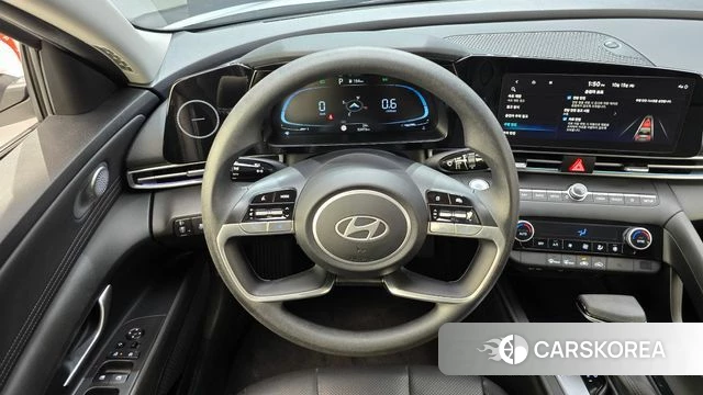 Hyundai The New Avante (CN7) 2023 Белый из Кореи, фото 4