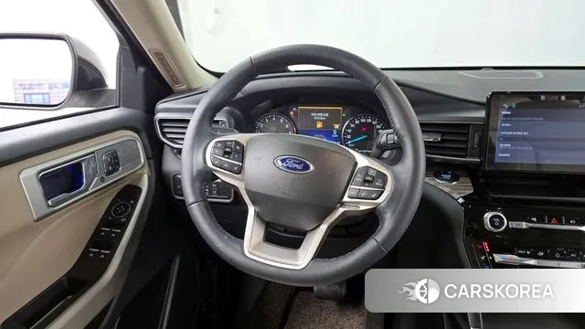 Ford Explorer 6th Generation 2022 Белый из Кореи, фото 4