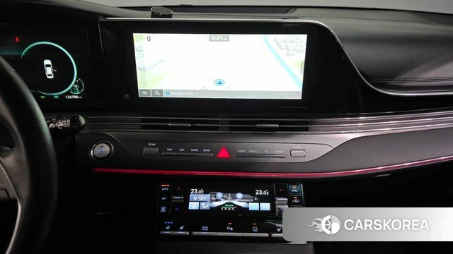 Hyundai The New Grandeur IG Hybrid 2022 Белый из Кореи, фото 4