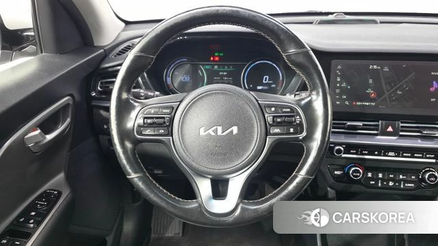 Kia Niro Plus 2022 Серебряный из Кореи, фото 4