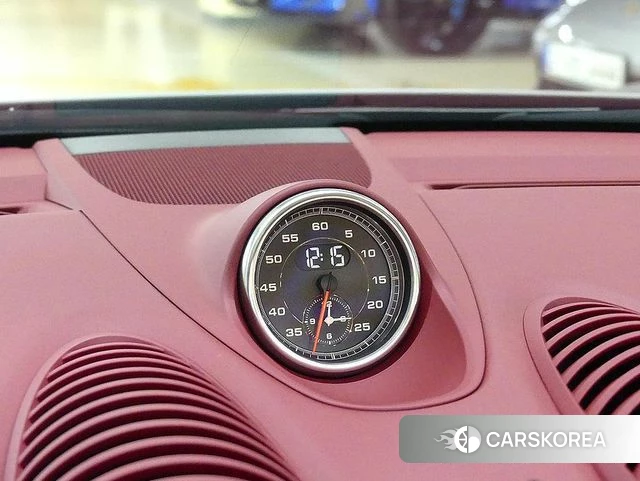Porsche 718 Boxster 2021 Серебряный из Кореи, фото 4