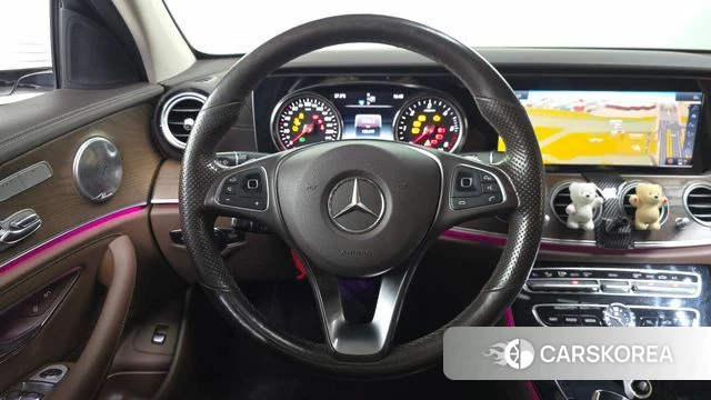 Mercedes-Benz E-Class W213 2018 Белый из Кореи, фото 4