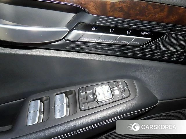 Genesis G90 2019 Черный из Кореи, фото 4