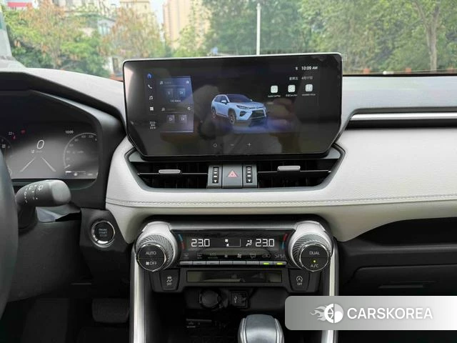 Toyota Wildlander 2023 Шампань из Китая, фото 4