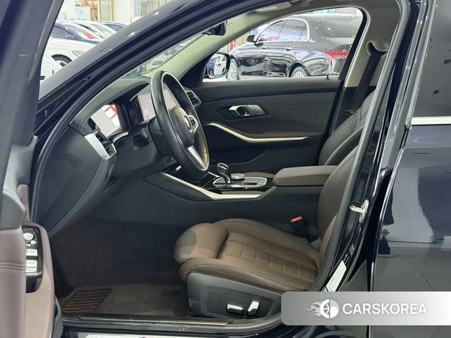 BMW 3 series 2021 Черный из Китая, фото 4