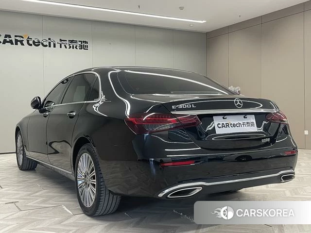 Mercedes-Benz E-Class 2021 Черный из Китая, фото 4