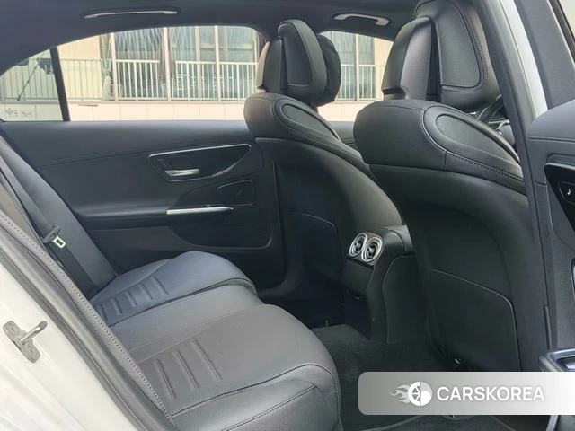 Mercedes-Benz C-class 2024 Белый из Китая, фото 4