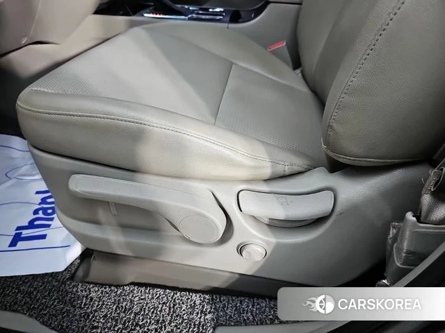 Kia The New Carnival 2019 Серый из Кореи, фото 4