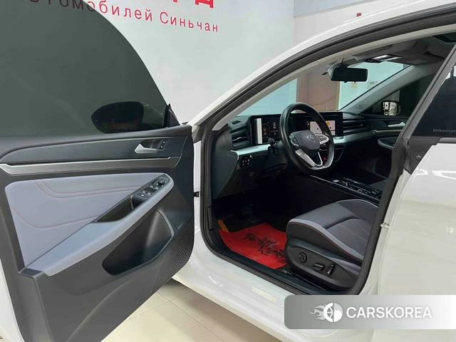 Volkswagen Lamando 2023 Белый из Китая, фото 4