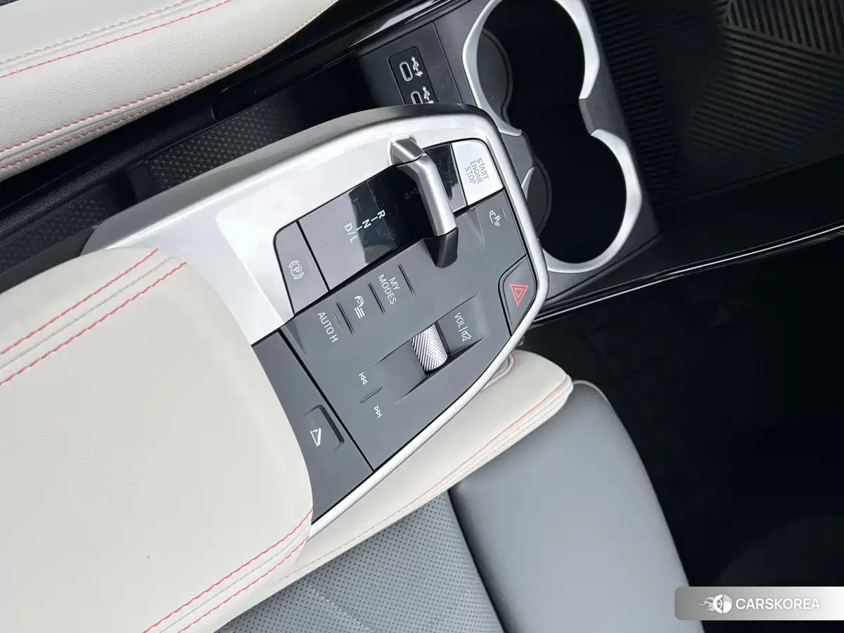 BMW X2 2025 Silver/gray из Китая, фото 4