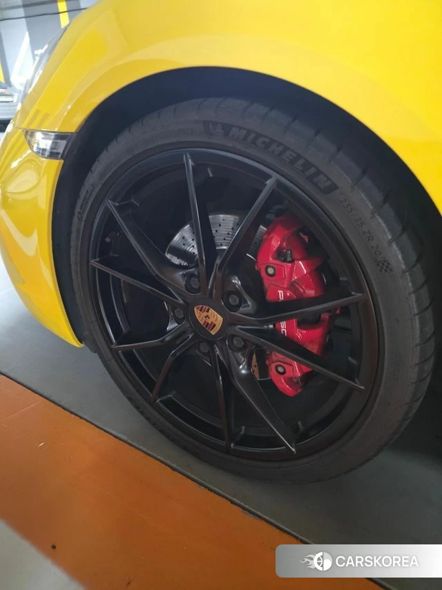 Porsche 718 Boxster 2018 Желтый из Кореи, фото 4