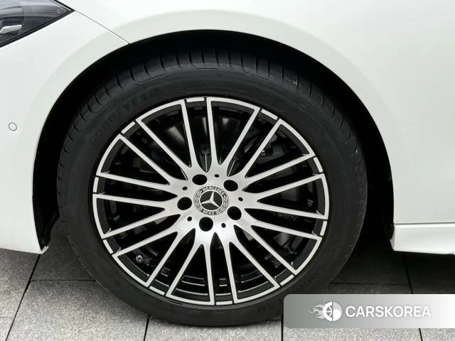 Mercedes-Benz C-class 2024 Белый из Китая, фото 4