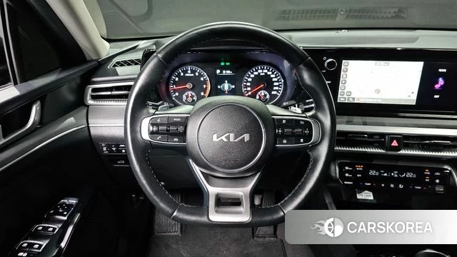 Kia K5 3rd generation 2023 Черный из Кореи, фото 4