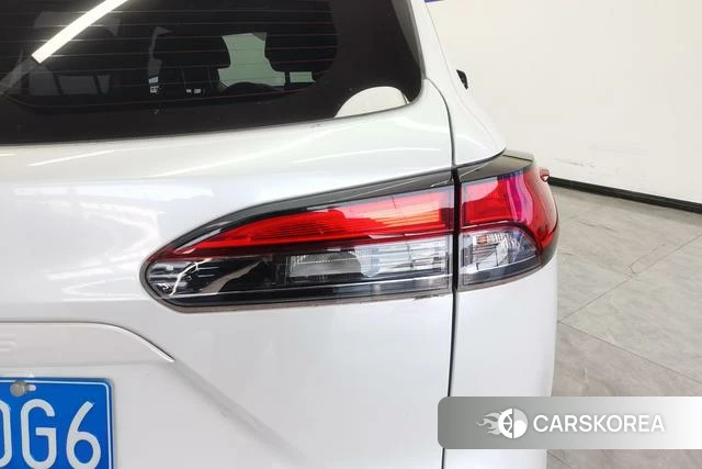 Toyota Corolla 2022 Белый из Китая, фото 4