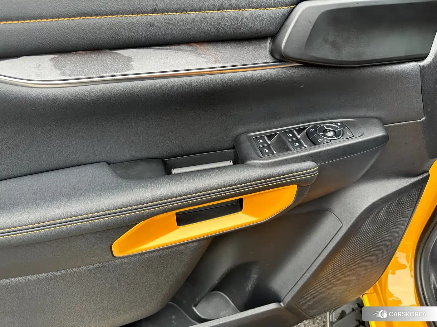 Ford Ranger 2025 Yellow/orange из Китая, фото 4