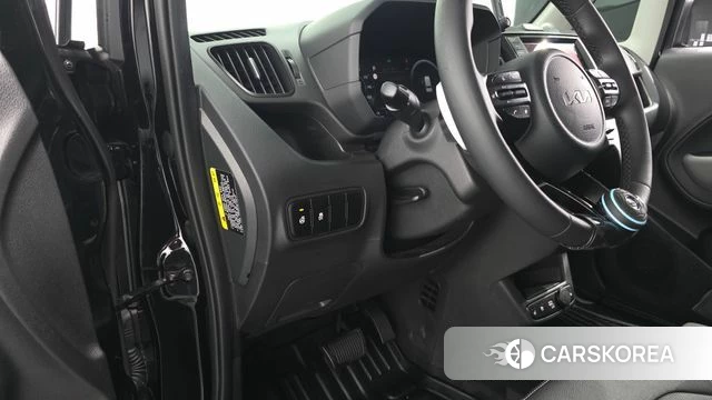 Kia The New Kia Ray EV 2024 Черный из Кореи, фото 4
