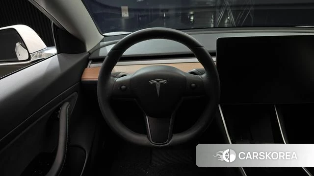 Tesla Model 3 2020 Белый из Кореи, фото 4