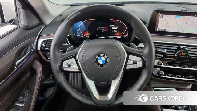 BMW 5 Series (G30) 2020 Белый из Кореи, фото 4